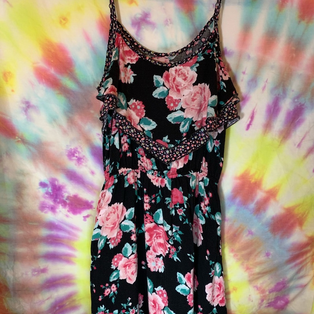 Women’s floral spaghetti strap dress